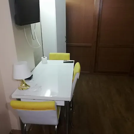 Tmv 3 Suites מלון דירות *